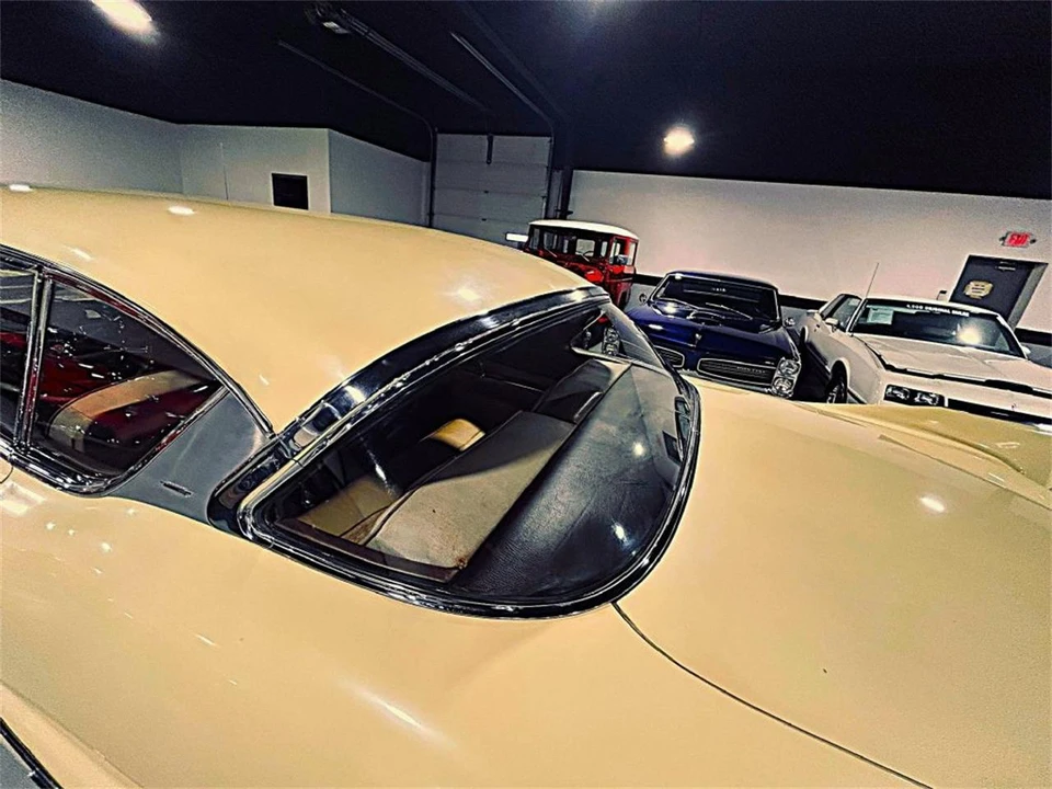 1958 Cadillac Series 62 4th Gen - Image 15 of 31