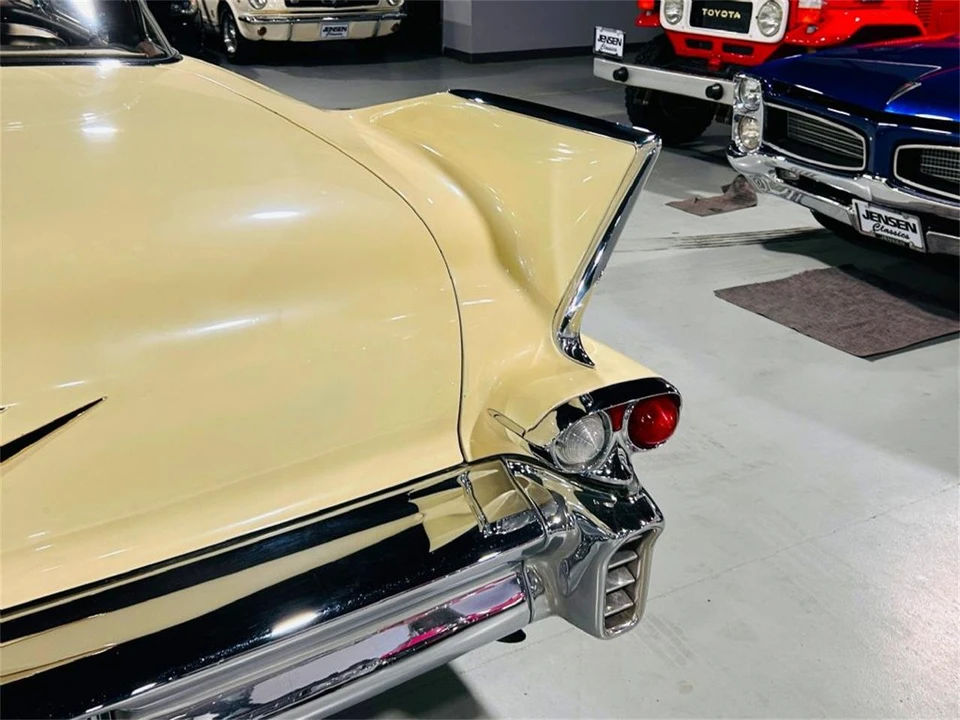 1958 Cadillac Series 62 4th Gen - Image 22 of 31