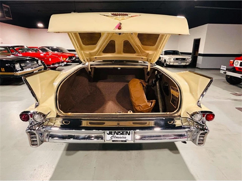 1958 Cadillac Series 62 4th Gen - Image 26 of 31