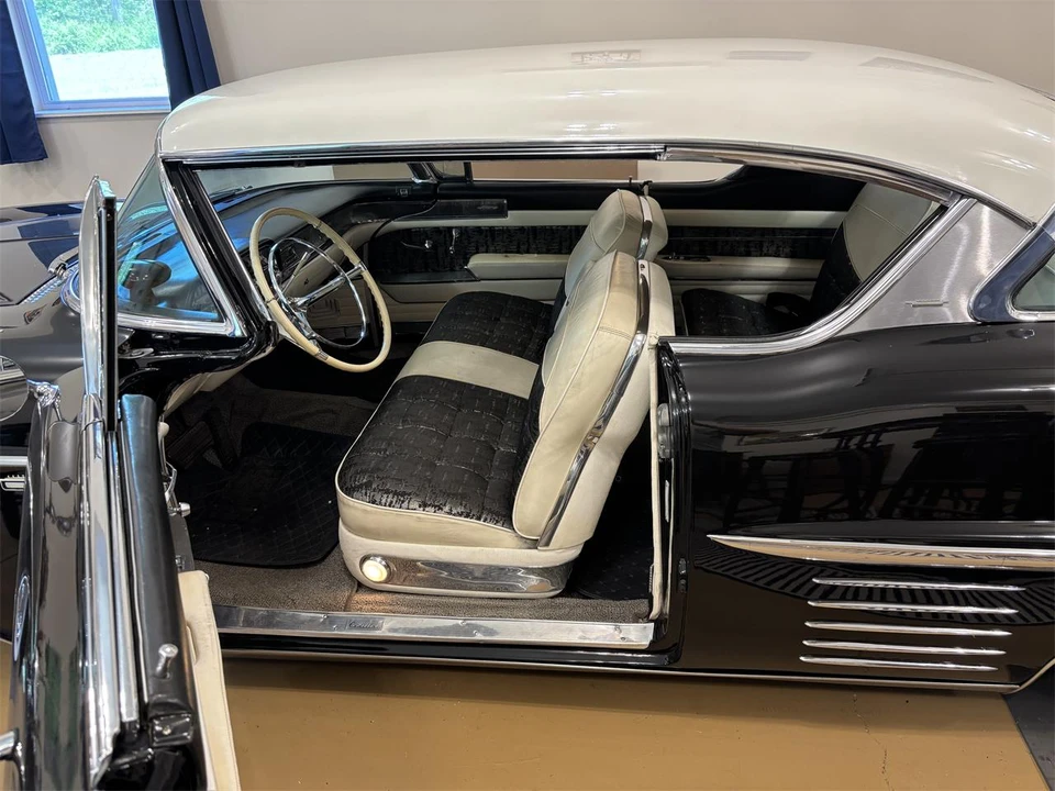 1958 Cadillac DeVille - Image 7 of 19