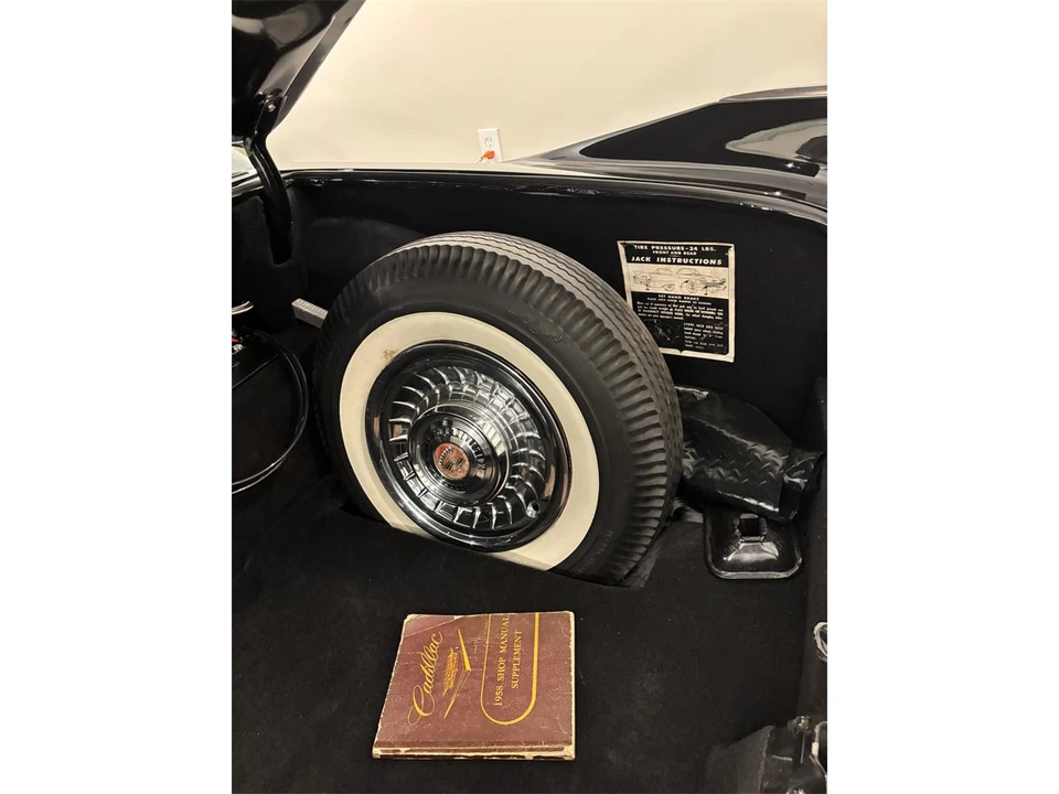 1958 Cadillac DeVille - Image 18 of 19