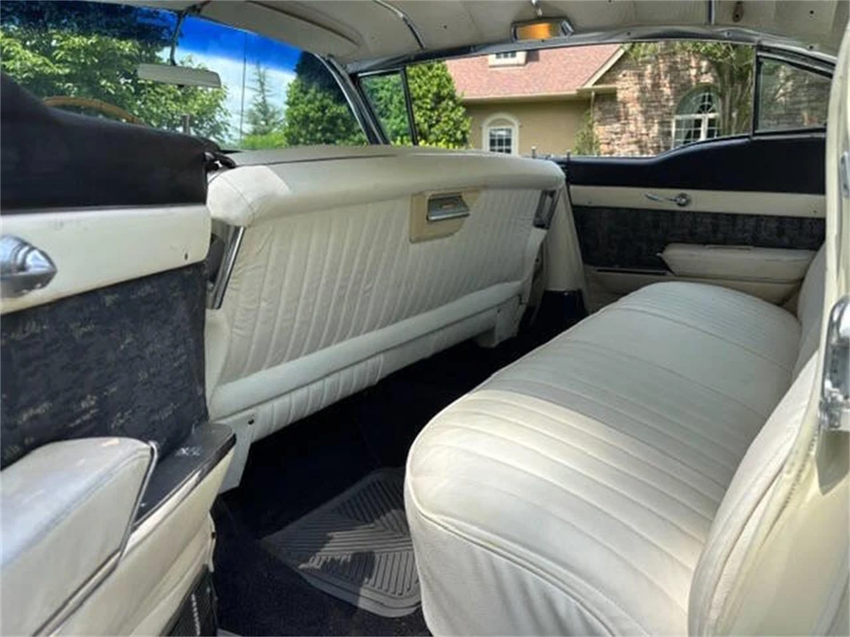 1958 Cadillac DeVille - Image 13 of 24