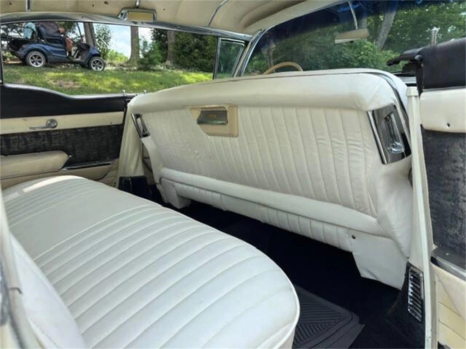 1958 Cadillac DeVille - Image 14 of 24