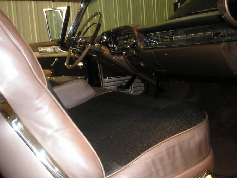 1958 Cadillac DeVille - Image 4 of 10