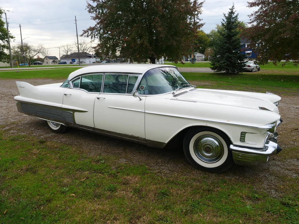 1958 Cadillac Sixty Special - Image 7 of 31