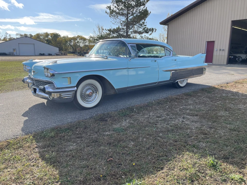 1958 Cadillac Sixty Special - Image 11 of 31