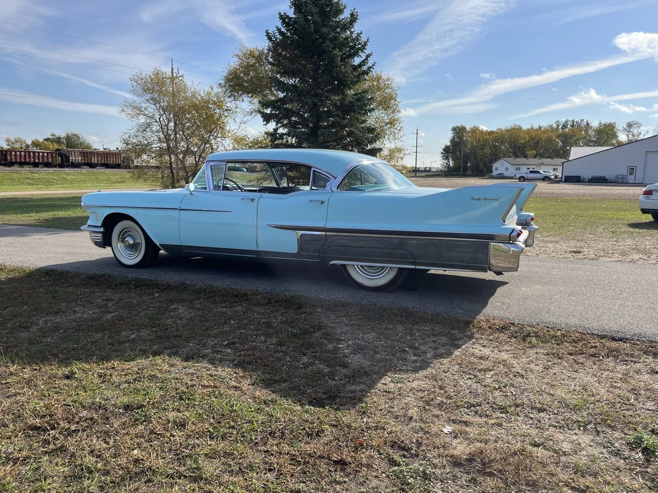 1958 Cadillac Sixty Special - Image 9 of 31