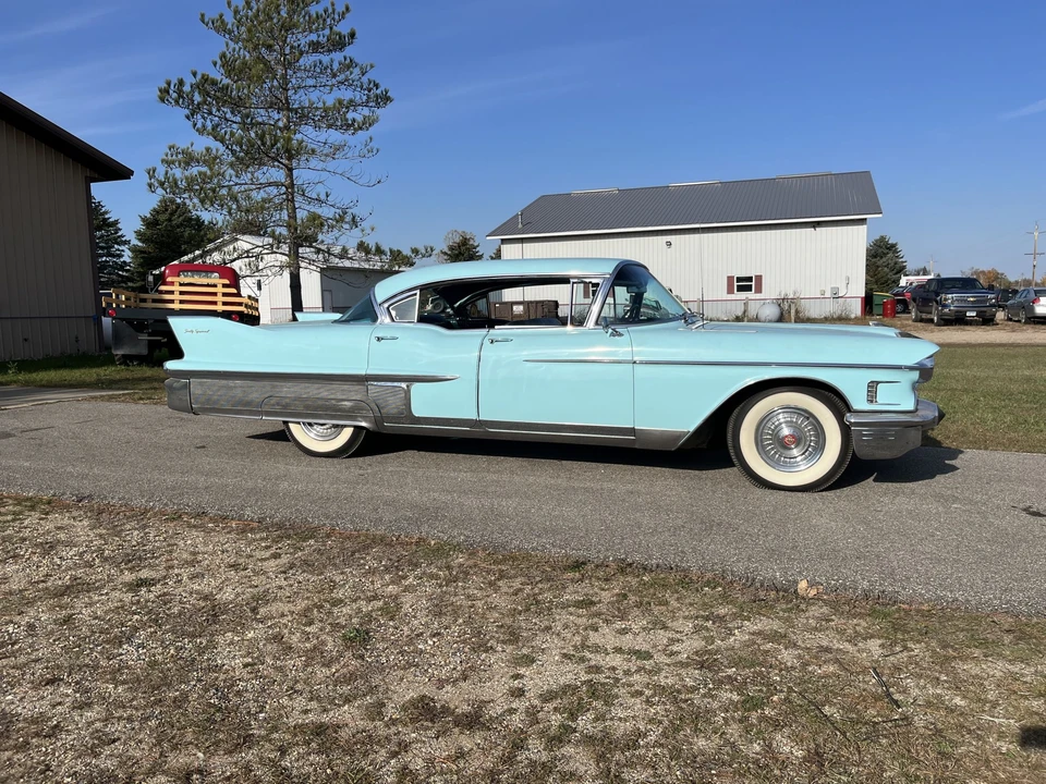 1958 Cadillac Sixty Special - Image 3 of 31