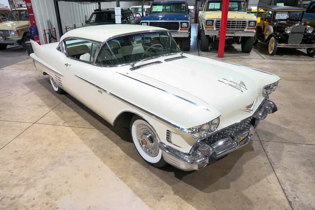 1958 Cadillac Series 62 4th Gen - Image 14 of 31