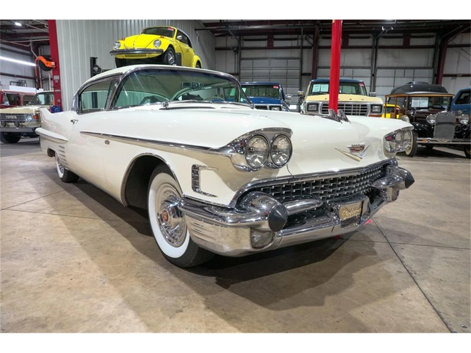 1958 Cadillac Series 62 4th Gen - Image 12 of 31