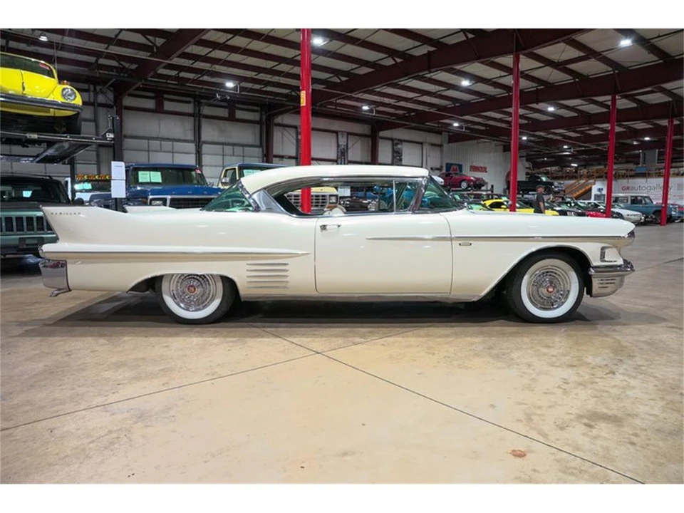 1958 Cadillac Series 62 4th Gen - Image 10 of 31