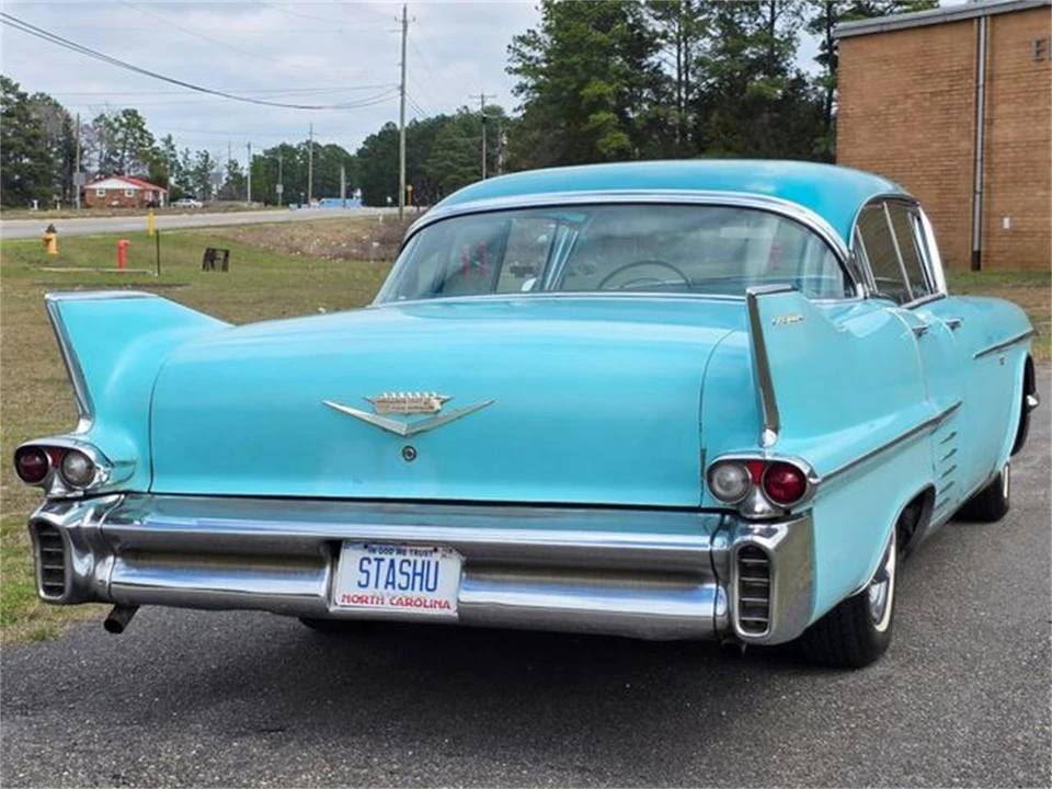 1958 Cadillac Series 62 4th Gen - Image 8 of 31