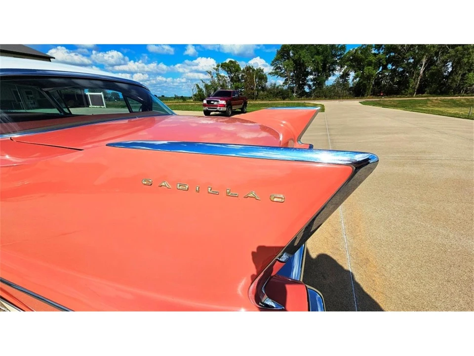 1958 Cadillac Series 62 4th Gen - Image 17 of 31