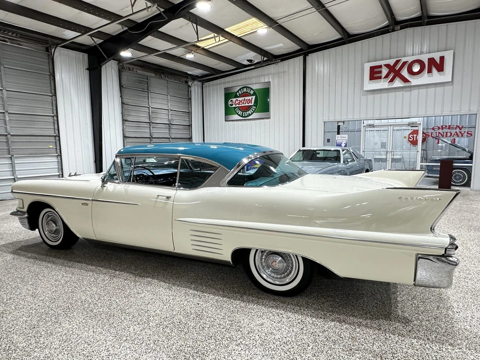 1958 Cadillac Series 62 4th Gen - Image 12 of 31