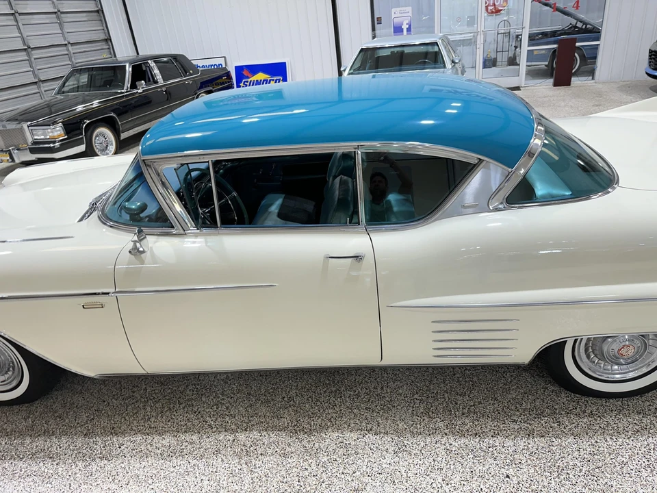 1958 Cadillac Series 62 4th Gen - Image 28 of 31