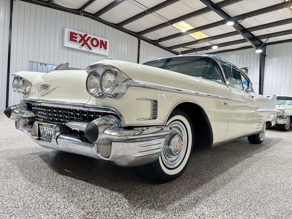 1958 Cadillac Series 62 4th Gen - Image 9 of 31