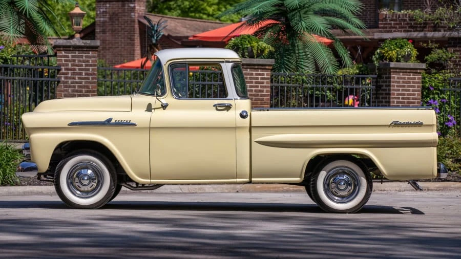 1958 Chevrolet Task Force - Image 2 of 13