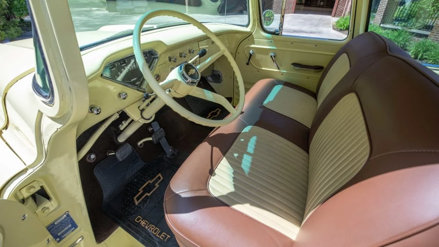 1958 Chevrolet Task Force - Image 4 of 13