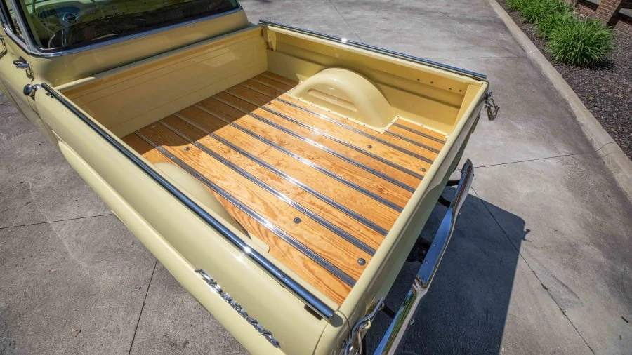 1958 Chevrolet Task Force - Image 10 of 13