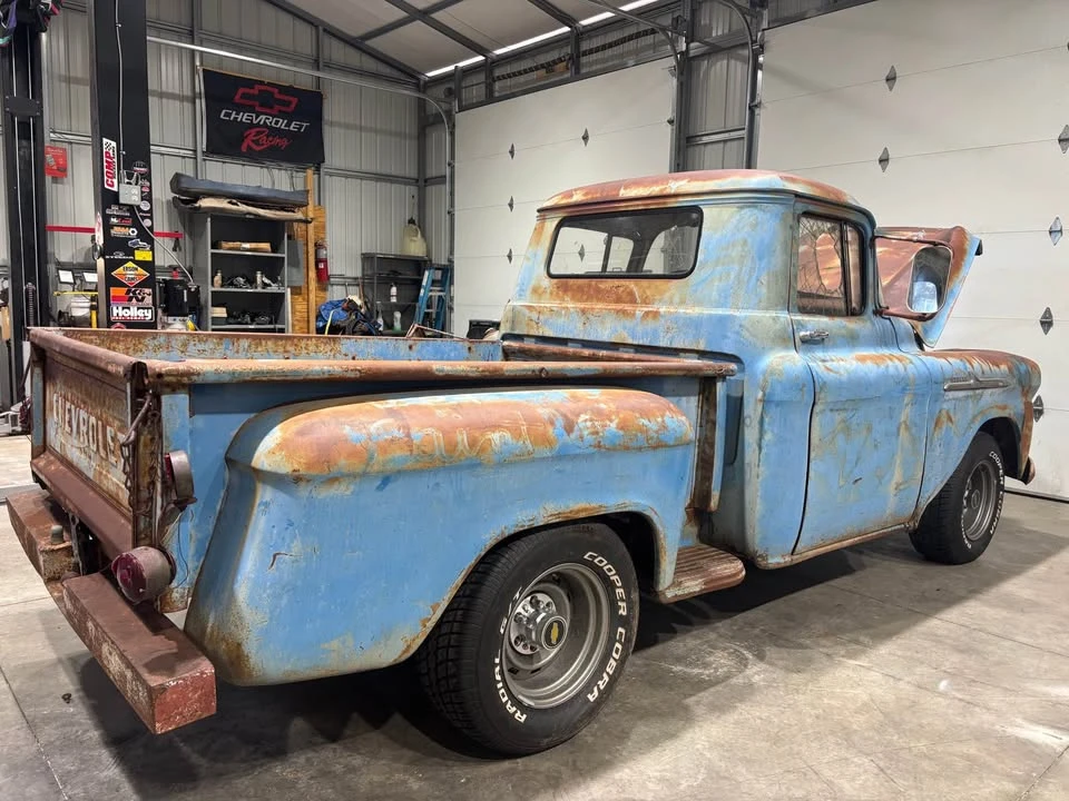 1958 Chevrolet Task Force - Image 5 of 19