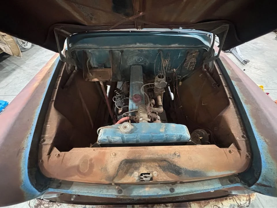 1958 Chevrolet Task Force - Image 6 of 19