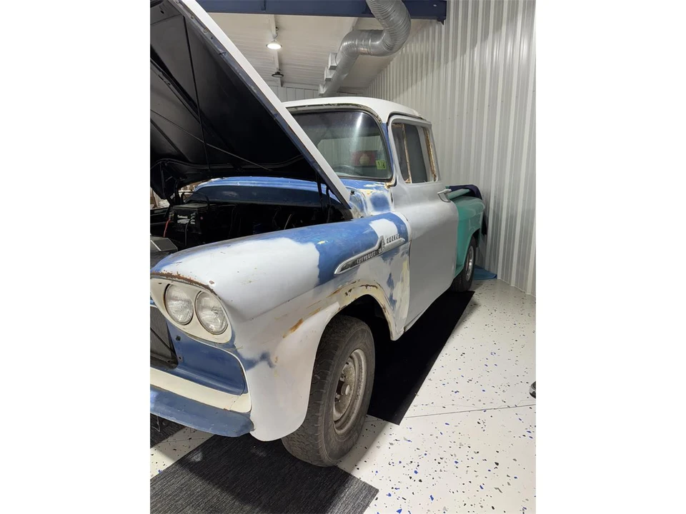 1958 Chevrolet Task Force - Image 3 of 18