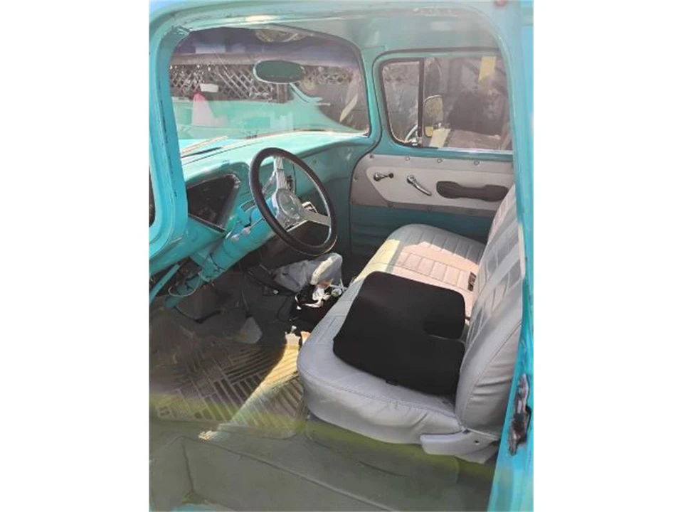 1958 Chevrolet Task Force - Image 4 of 6