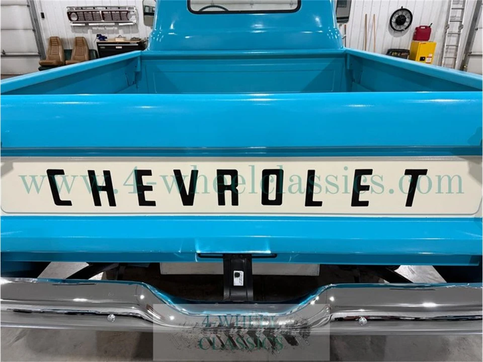 1958 Chevrolet Task Force - Image 17 of 31