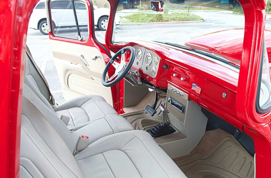 1958 Chevrolet Task Force - Image 4 of 6