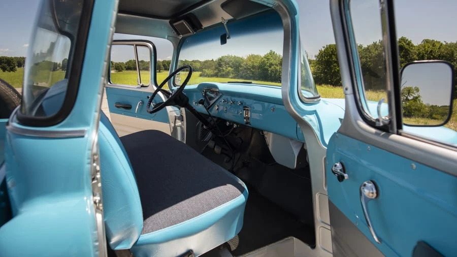 1958 Chevrolet Task Force - Image 5 of 12
