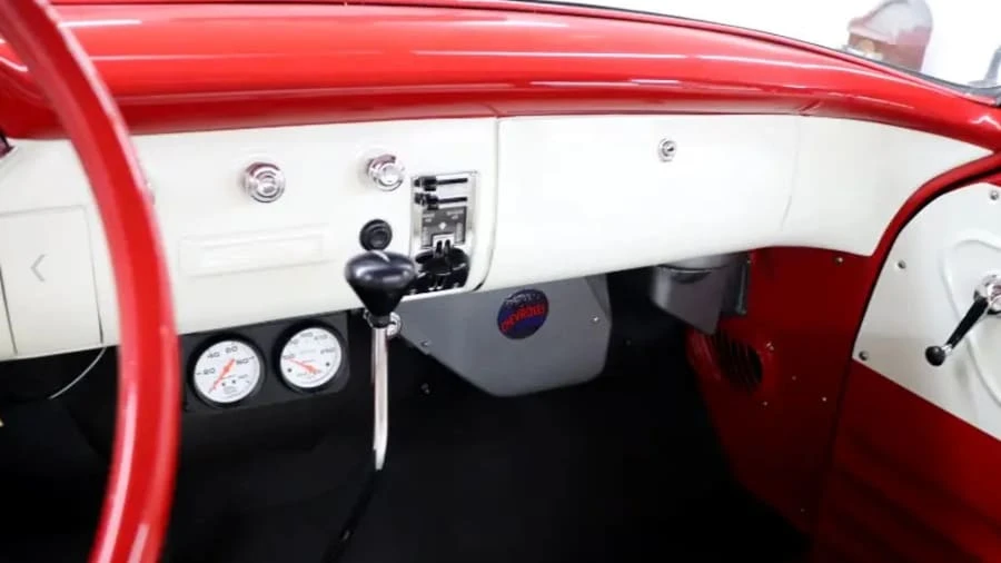 1958 Chevrolet Task Force - Image 9 of 23