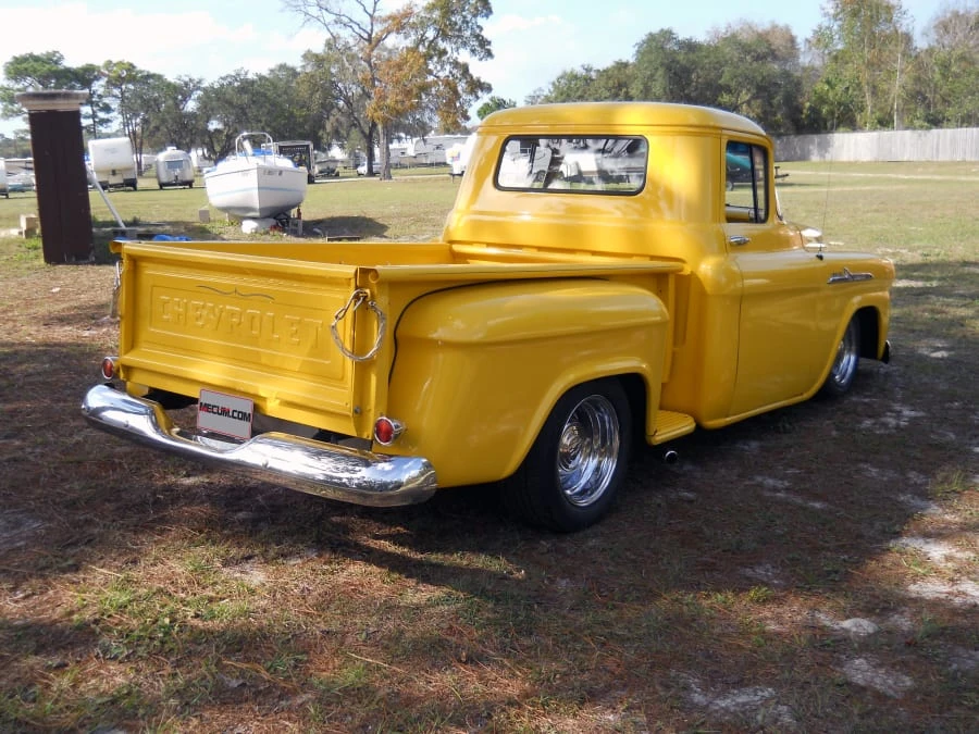 1958 Chevrolet Task Force - Image 2 of 8