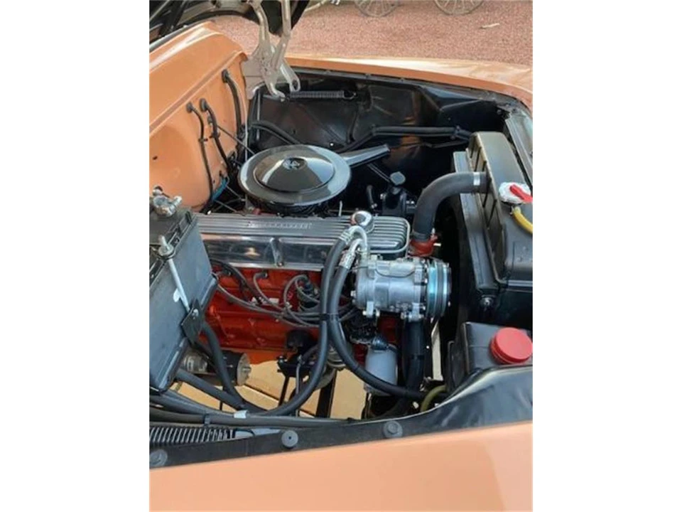 1958 Chevrolet Task Force - Image 2 of 8