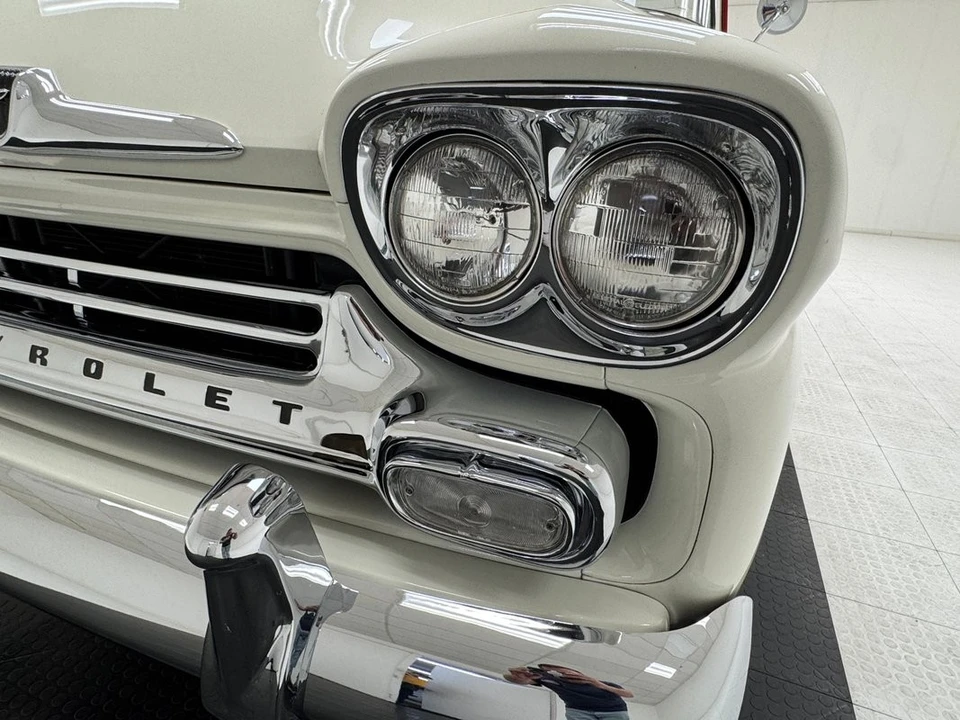 1958 Chevrolet Task Force - Image 11 of 31