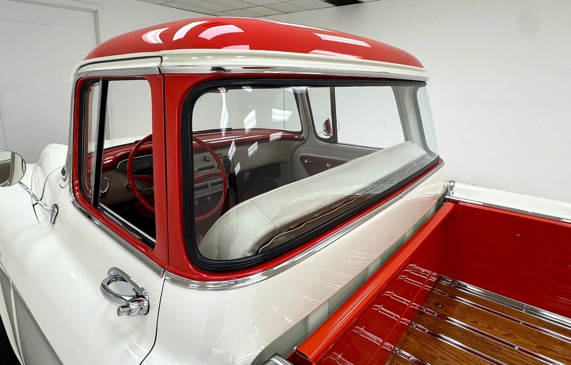 1958 Chevrolet Task Force - Image 19 of 31