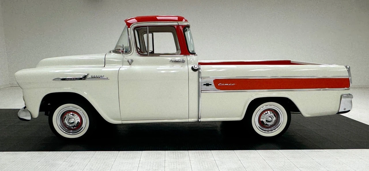 1958 Chevrolet Task Force - Image 2 of 31