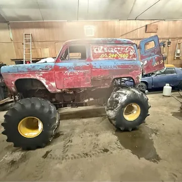 1958 Chevrolet 3500 Regular Cab & Chassis
