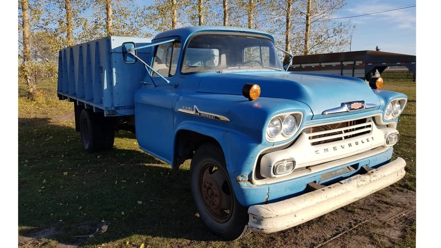 1958 Chevrolet Task Force - Image 5 of 12