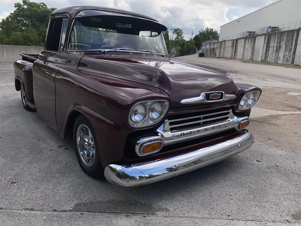 1958 Chevrolet Task Force - Image 27 of 31