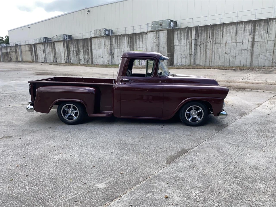 1958 Chevrolet Task Force - Image 26 of 31
