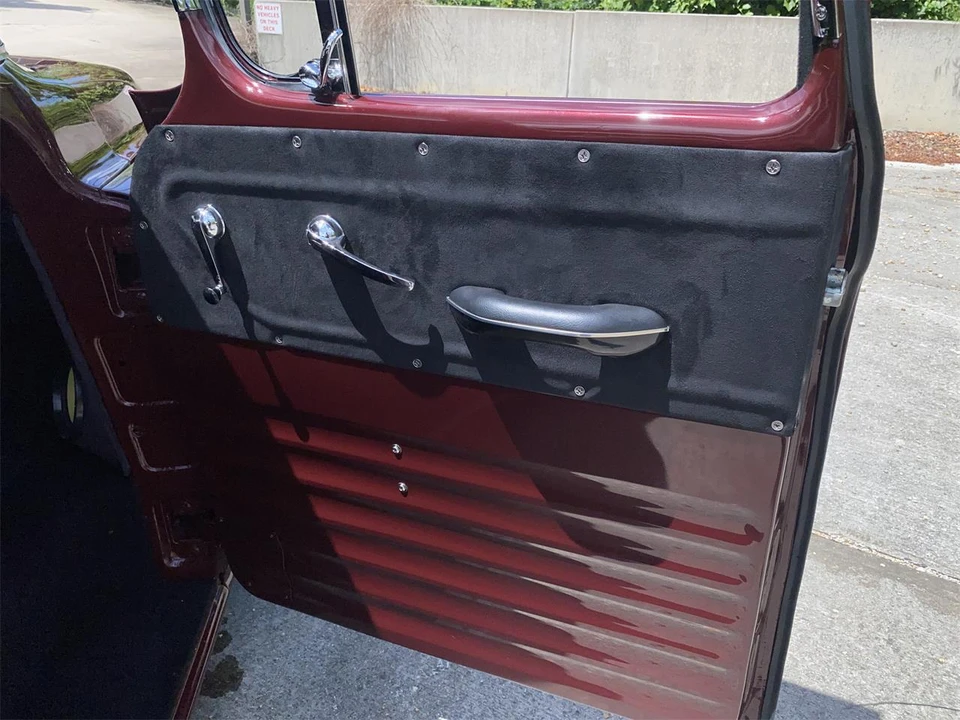 1958 Chevrolet Task Force - Image 15 of 31