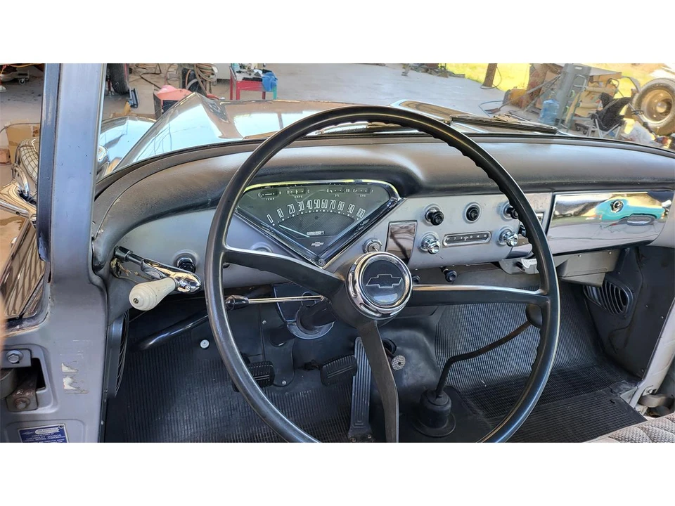 1958 Chevrolet Task Force - Image 10 of 17