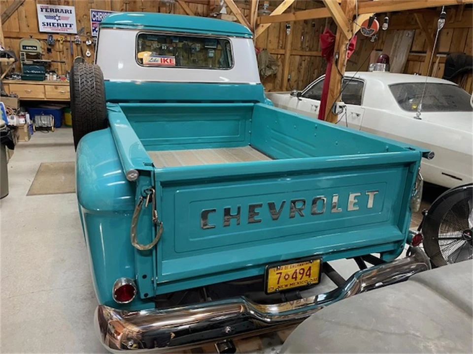 1958 Chevrolet Task Force - Image 5 of 21