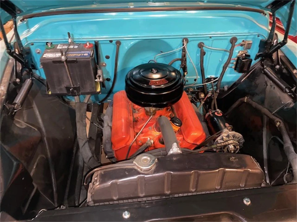 1958 Chevrolet Task Force - Image 10 of 21