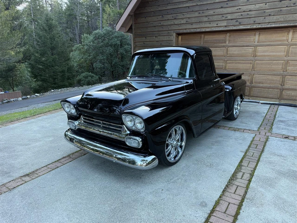 1958 Chevrolet Task Force - Image 5 of 31