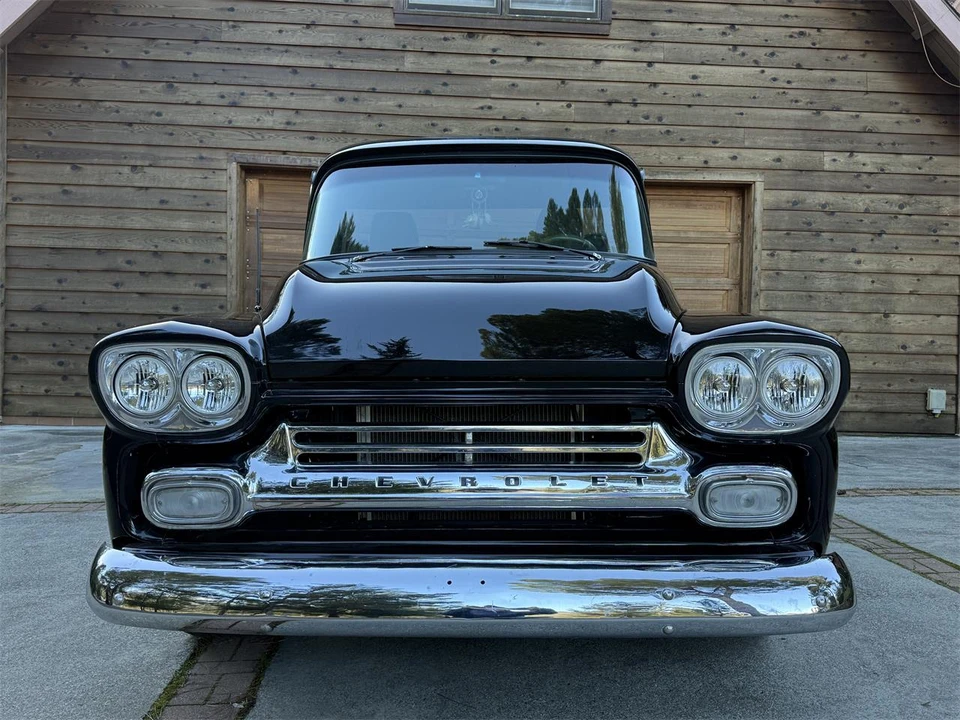 1958 Chevrolet Task Force - Image 24 of 31