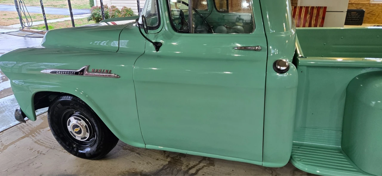 1958 Chevrolet Task Force - Image 5 of 21