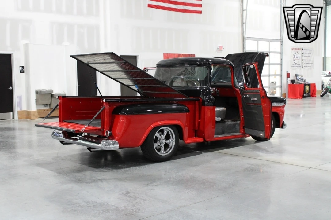1958 Chevrolet Task Force - Image 21 of 21