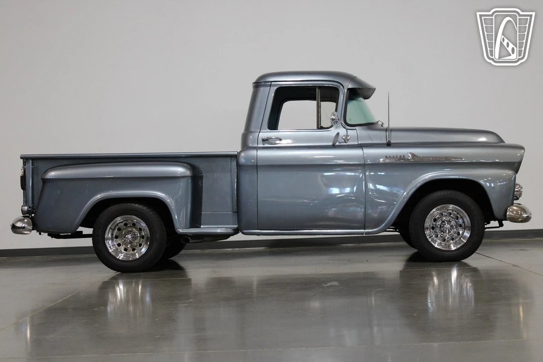 1958 Chevrolet Task Force - Image 25 of 31