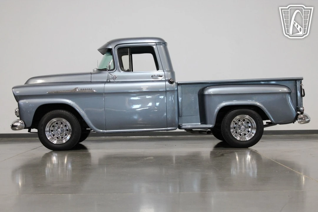 1958 Chevrolet Task Force - Image 28 of 31